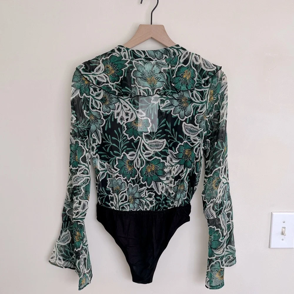 NWT Band of the Free Floral Chiffon Ruffle Bodysuit Green Black Women’s Small - Picture 7 of 9